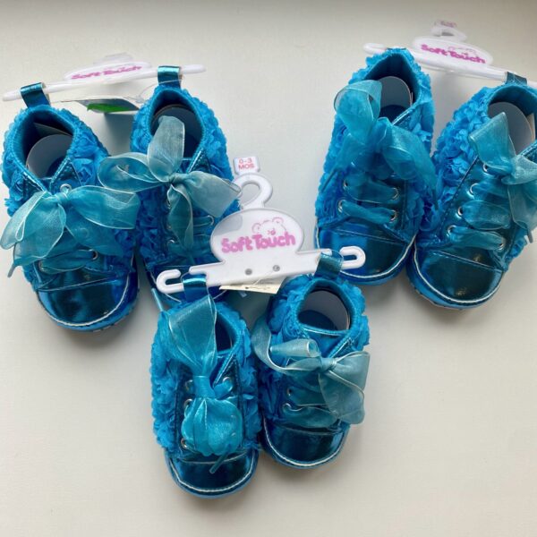 3D roosimustriga beebipapud